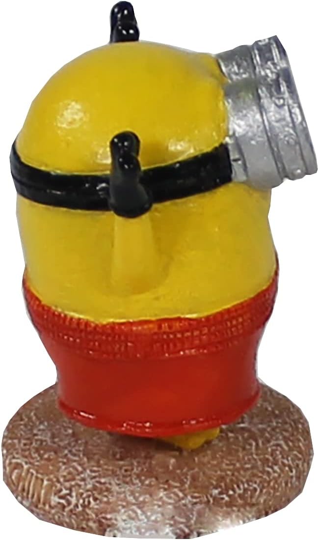 Penn-Plax Minions Officially Licensed 3-Piece Aquarium Ornament Bundle – Includes Kevin, Stuart, and Bob – Beach Themed – Small
