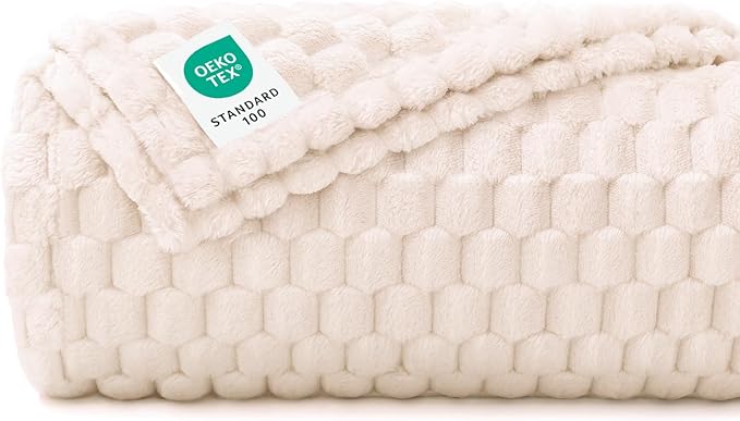 Luciphia Soft 300GSM Fleece Pet Blanket for Small Medium Large Dogs Washable 3D Textured Flannel Cat Puppy Decorative Furniture Protector Throw Durable White, M(30''x20'')
