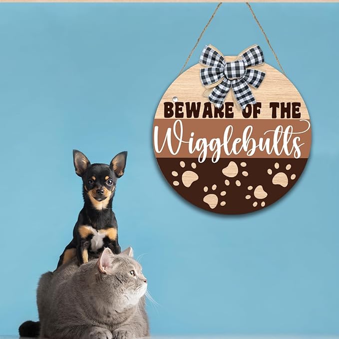 Beware of The Wigglebutts Front Door Sign,Beware of the Wiggle Butts Sign,Farmhouse Dog Wall Decor Hanging Wooden Sign for Pet Shop Decor