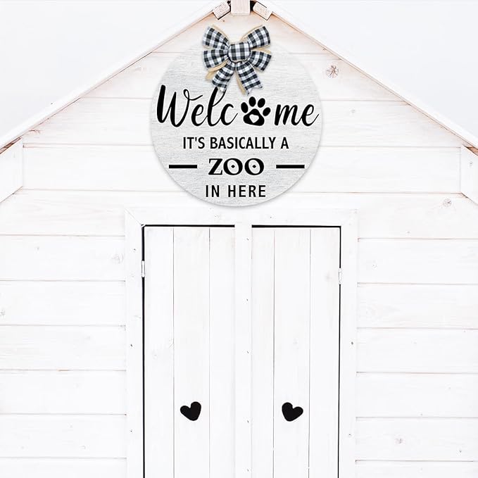 Welcome It's Basically a Zoo in Here Sign,Funny Pet Front Door Sign,Welcome Zoo Wooden Hanging Wall Plaque for Porch Outdoor Pet Lover Owner Gift,Dog Signs for Home Decor,13.7''×13.7''