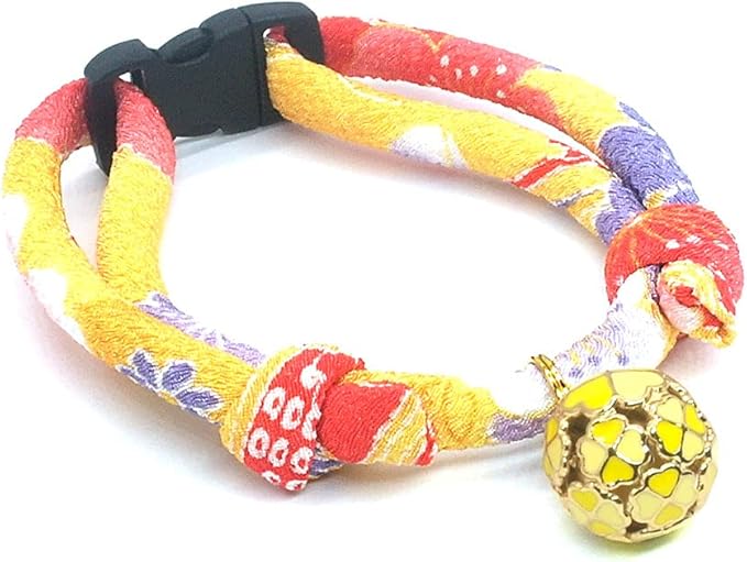 PetSoKoo Four-Leaf Clover Cat Collar with Bell Breakaway Buckle. Japanese Chirimen,Cute Kitten Collar for Girl Boy Cat
