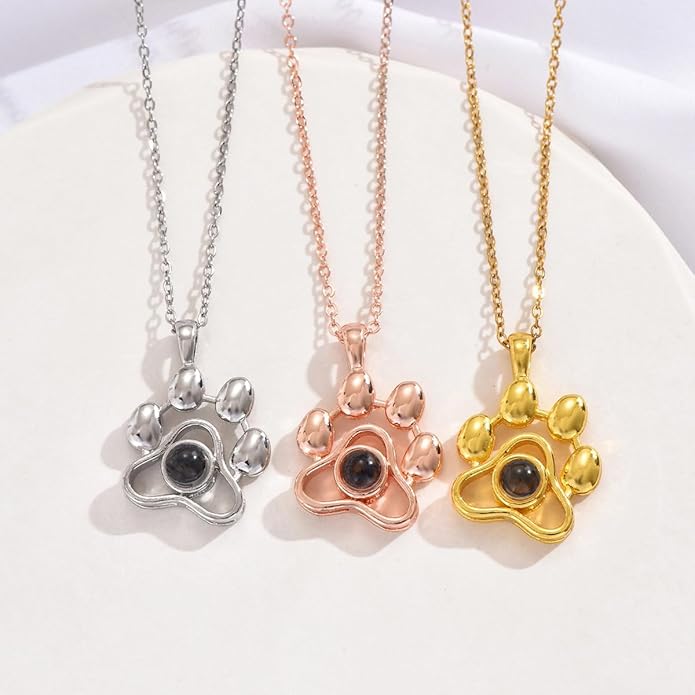 Personalized Cute Dog Cat Paw Name Necklace Forever Love Custom Heart Pendant Pet Name Necklace Gift for Pet Lovers