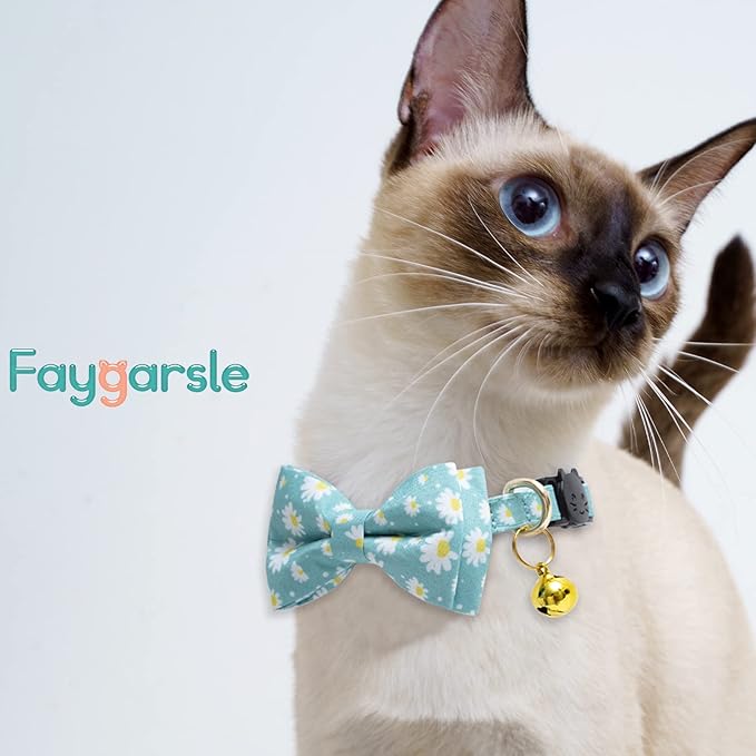 Faygarsle 2 Pack Cotton Designer Breakaway Cats Collar with Bow Tie and Bell Cat Collars for Girl Female Cat Collar with Bell Collars for Cats Flower Pattern