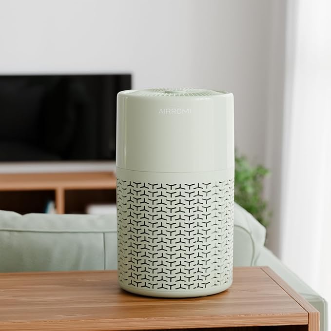 AIRROMI Pets Air Purifier for Home Allergies,Up to 660 ft². HEPA Deodorizing Activated Carbon Filter,With Fragrance Sponge for Better Sleep,Night Light,Pet Dander,Smoke,Odors,Air Cleaner A2002 Green