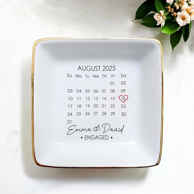Custom Date Calendar Ring Dish Engagement Gift, Announcement Engaged Trinker Holder, Jewelry Tray Gifts for Newly Engaged Couple, Anniversary Wedding Gift for Her Bride Friend