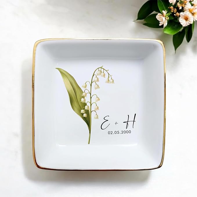 Personalized Floral Jewelry Dish, Engaged Ring Dish, Custom Trinket Dish Engagement Gift for Newly Engaged Couple, Mr and Mrs Ring Dish Just Married Valentines Gifts Keepsake