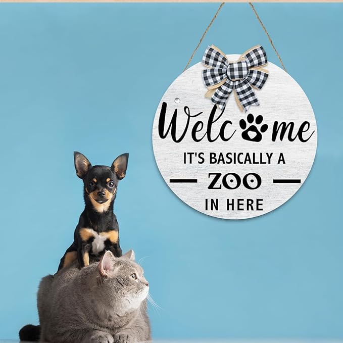 Welcome It's Basically a Zoo in Here Sign,Funny Pet Front Door Sign,Welcome Zoo Wooden Hanging Wall Plaque for Porch Outdoor Pet Lover Owner Gift,Dog Signs for Home Decor,13.7''×13.7''