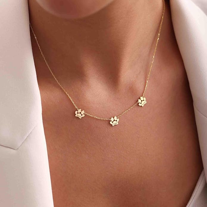 Personalized Cute Dog Cat Paw Name Necklace Forever Love Custom Heart Pendant Pet Name Necklace Gift for Pet Lovers