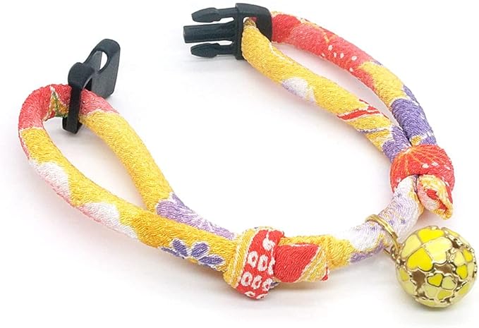 PetSoKoo Four-Leaf Clover Cat Collar with Bell Breakaway Buckle. Japanese Chirimen,Cute Kitten Collar for Girl Boy Cat