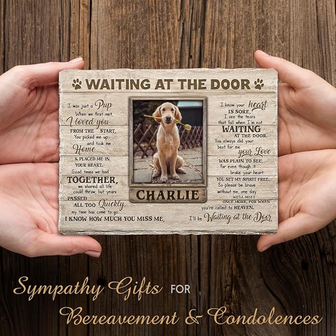 Personalized Dog Memorial Stone Plaque - Waiting at The Door, Sympathy Gift for Pet Lovers, Changing Colorful Background to Paint Loving Memory, Ideal Cat Mom Gifts
