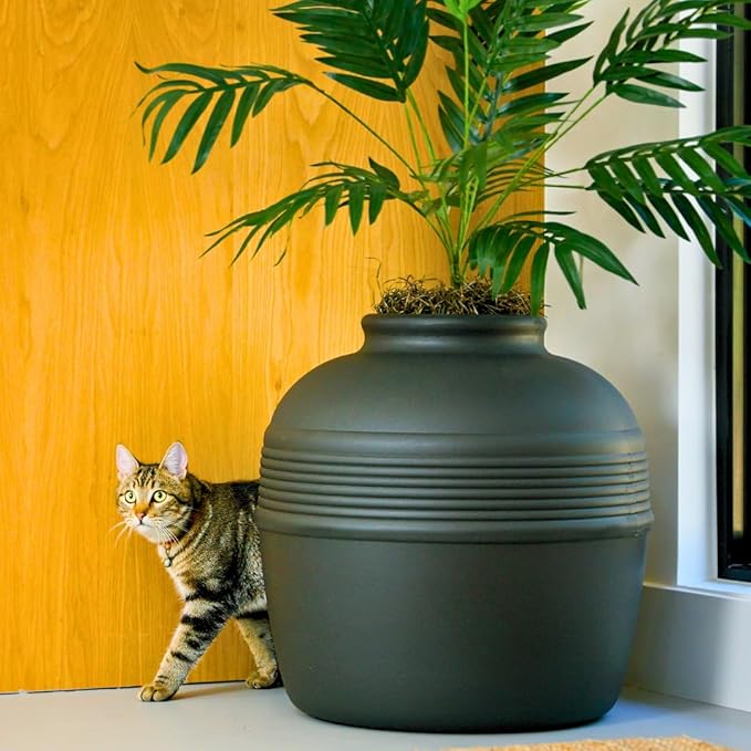 Good Pet Stuff Hidden Litter Box Planter, Decorative Cat Litter Enclosure with Carbon Filter, Artificial Plant, Easy Clean, Removable Liner, Round Style, Essentials Kit, Matte Black