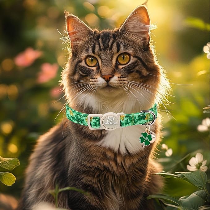 2 Pack St. Patrick’s Day Cat Collars - Breakaway Cat Collar with Bell, Lucky Clover Pendant, Adjustable Cute Green Bold Shamrock Kitten Collars for Boy Girl Cats