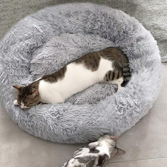BODISEINT Faux Fur Dog Bed, Shag Round Anti-Anxiety Pet Calming Doughnut Cuddler for Medium Large Puppy Dog Cat Kennel Cushion - Self Warming (28'' D x 8" H, Light Grey)
