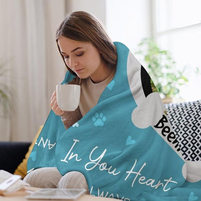 Personalized Paw Print Dog Blanket with Pet Name Face-Custom Puppy Blankets with Picture for Dogs-Customized Dog Memorial Throw Fleece Blanket-Loss of Pets Supplies Sympathy Gift for Bed Sofa Travel