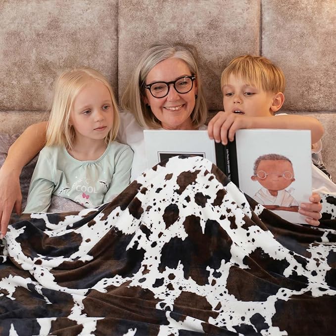 Bnuitland Brown Cow Print Blanket, Large Size 108x90 Inches with Storage Pouch, 300 GSM Double Sided Lightweight Fuzzy Decor, Super Soft Cozy Gift Flannel Fleece Blanket for Bed/Sofa/Couch/Outdoor