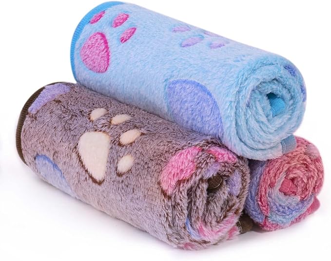 LeapSheep Pet Blankets for Dogs Cats - 3Pack Heart Pattern Super Soft Fluffy Dog Blankets for Small Medium Large Doggy Kitten (Heart, Small)