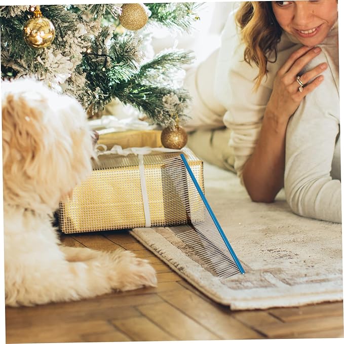 POPETPOP Daily Use Compact Pet Comb Ergonomic Design for Easy Grooming Wear-resistant Aluminum Smooth Edges for Comfortable Use for Dogs and Cats
