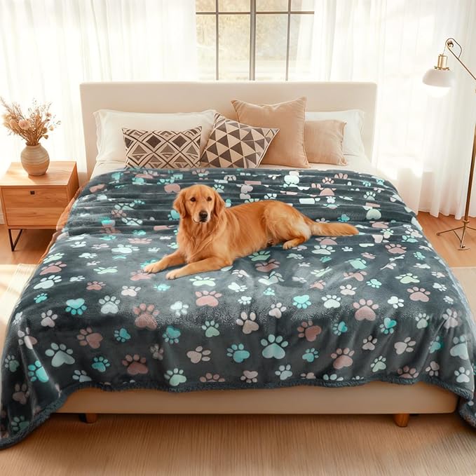 Luciphia Waterproof Pet Blankets for Couch Sofa Bed Cover Cat Liquid Pee Proof Washable Soft Fluffy Large Dog Blanket Reversible Furniture Protection Puppy Grey Paw Thicken King Size（100" x 85"）
