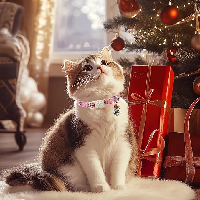 2 Pack Christmas Cat Collars - Breakaway Cat Collar with Bell, Pink and Green Christmas Tree Pendant, Winter Adjustable Kitten Collars for Girl Boy Cats, Cozy Christmas