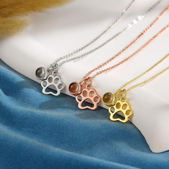 Personalized Cute Dog Cat Paw Name Necklace Forever Love Custom Heart Pendant Pet Name Necklace Gift for Pet Lovers