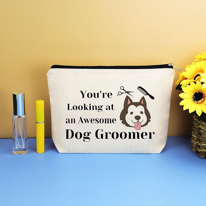 Dog Groomer Gift for Women Makeup Bag Pet Grooming Present Cosmetic Bag Dogs Groomer Thank You Gift Dog Stylist Hairdresser Salon Gifts Christmas Thanksgiving Day Birthday Gifts for Dogs Hairdresser