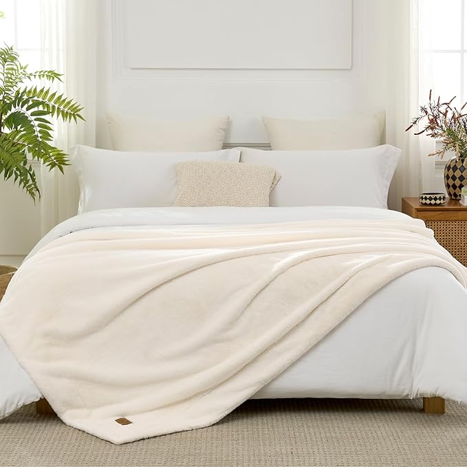 Luxury Faux Fur Throw Blanket Twin, Ultra Soft Waterproof Pet Blanket, Cozy Warm Plush Blanket for Bed Sofa Bedroom Living Room, Liquid Pee Proof for Large Dog or Cat, 60x80 inch, Cream