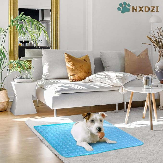 Dog Cooling Mat for Dogs, Pet Cooling Pad Bed for Dog Easy Washable for All Types of Pets and Perfect for Both Indoor and Outdoor Use, Including Car Seats 40" x 28"