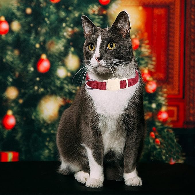 Christmas Cat Collar-2 Pack Cat Collar Red and Green Linnet with Kitten and Bell Pendant Safety Buckle Adjustable Pet Collar Suitable for Cats Gift to Cats and Small Pets