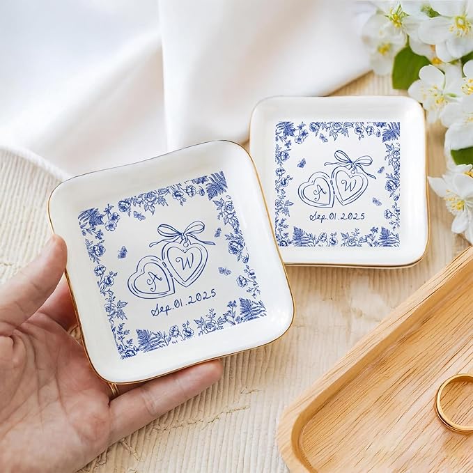 Personalized Ring Dish Engagement Gift, Engaged Ring Holder, Custom Wedding Jewelry Dish, Jewelry Tray Gifts for Newly Engaged Couple, Sentimental Gift for Her Bride Wife Bestie