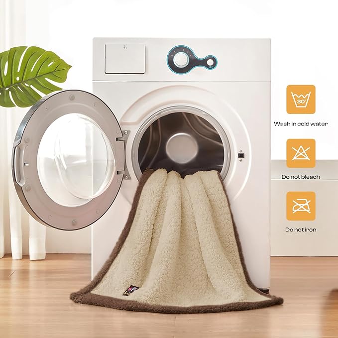 Luciphia Waterproof Pet Blanket for Medium Large Dogs Soft Cat Sherpa Calming Thick Cover Leakproof Cozy Puppy Sofa Bed Car Couch Protector(Beige/Brown,30x20 inches)