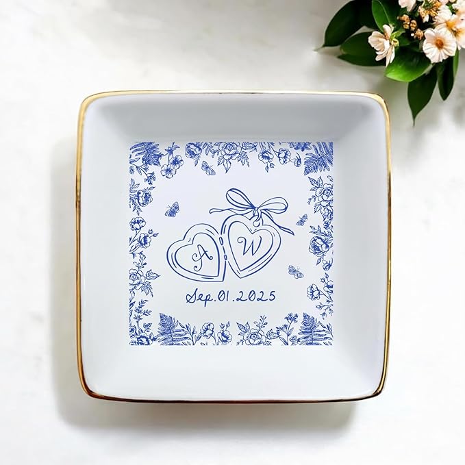 Personalized Ring Dish Engagement Gift, Engaged Ring Holder, Custom Wedding Jewelry Dish, Jewelry Tray Gifts for Newly Engaged Couple, Sentimental Gift for Her Bride Wife Bestie