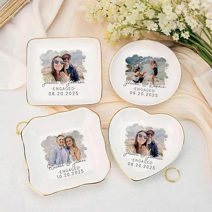 Personalized Couple Portrait Photo Ring Dish Engagement Gift, Ring Holder Dish Wedding Gift, Trinket Dish for Bride Wife, Jewelry Tray Gifts for Newly Engaged Couple Anniversary