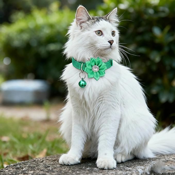 6 PCS Cute Cat Collar Breakaway with Bell, Adjustable Flower Girl Cat Collars, Rhinestone Kitten Collar Breakaway with Bells, Solid Color Cats Bell Collars, 6 Colors
