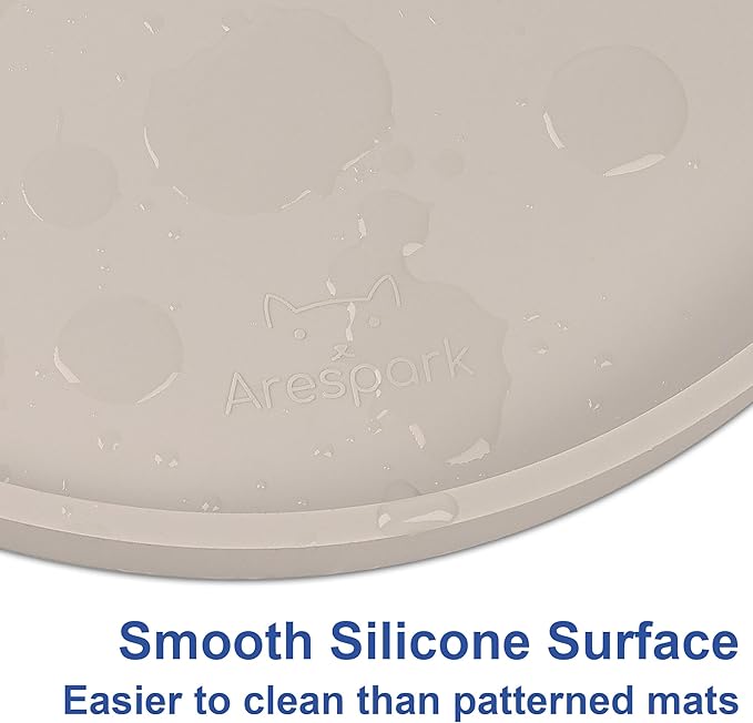 Arespark Cat Food Mat, Set of 2 Nonslip Waterproof Feeding Bowl Silicone Mats with Raised Edges for Food Water Prevent Spills, Round Eating Plates Tray for Dog Cat Puppy Kitten, 8'' x 8''