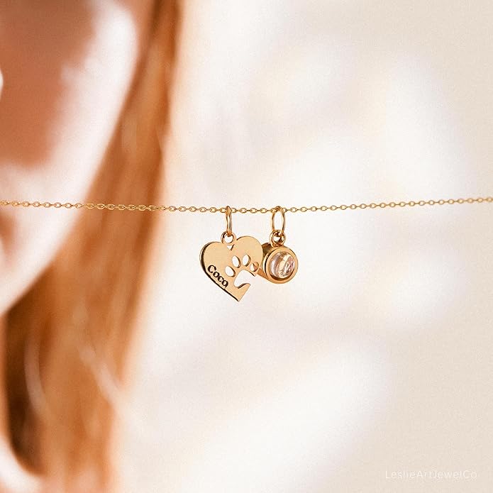 Personalized Cute Dog Cat Paw Name Necklace Forever Love Custom Heart Pendant Pet Name Necklace Gift for Pet Lovers
