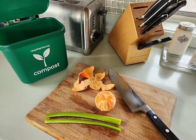 Small Green Compost Bin Container for Hanging on Kitchen Trash Container