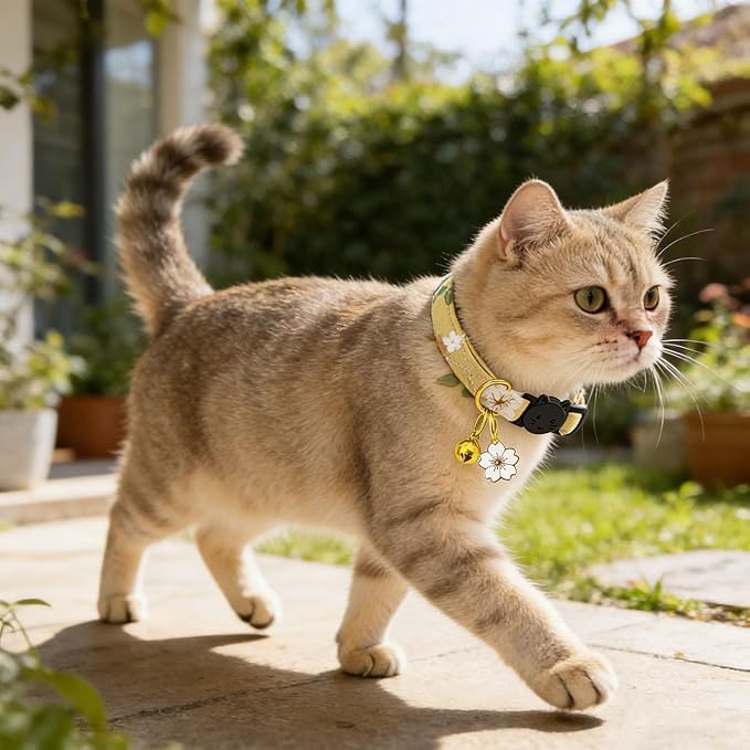 2 Pack Cotton Breakaway Cat Collars Set with Bell and Flower Pendant, Cute Floral Fruit Patterned, Adjustable 7.5-11Inch, Include A Mouse Toy Gift (Yellow+Navy Flower)