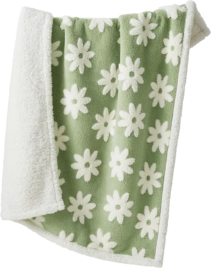 LE SURE Waterproof Dog Blanket for Large Dogs - Washable Double Sided Dog Blankets with Warm Jacquard Shag and Soft Sherpa Fleece, Pet Cat Blanket for King Bed Protection, 3D Textured Flower, Green