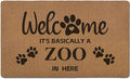 Funny Pet Welcome Door Mats, It's Basically a Zoo in Here Door Mat for Home Outside Entryway, Outdoor Pet Lover Owner Gift, Artificial Coir Doormat Rugs for Patio Kitchen Decor, 17x30 Inch