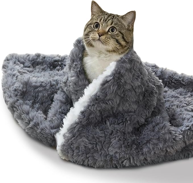 Cat Blanket for Indoor Cats - Ultra Thick 460GSM Faux Rabbit Fur & 260GSM Sherpa, Small Pet Throw for Carrier, Crate & Couch Protection, Soft Thermal Kitten Bedding, 21"x18" Grey