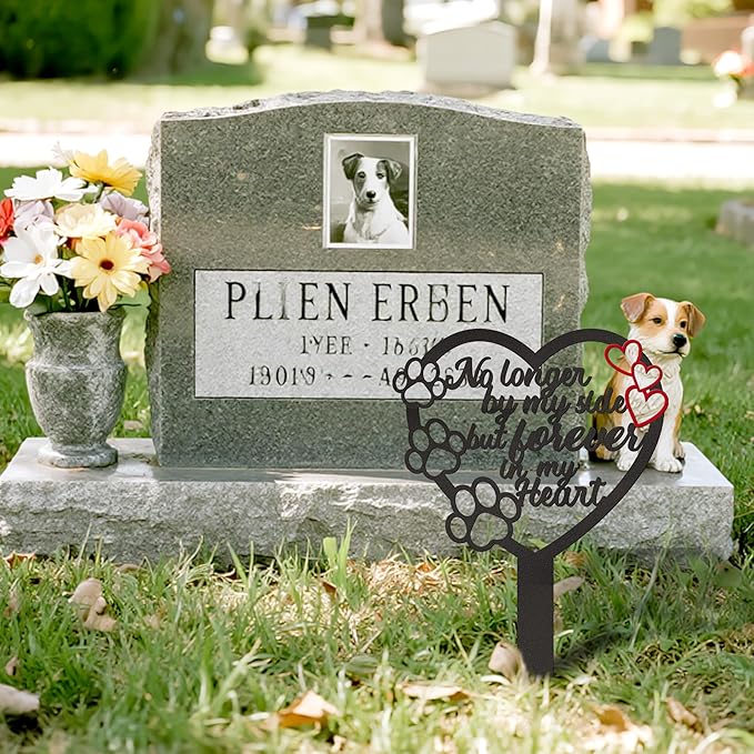 BUoonyer Stake Graves Cemetery Decorations - Pet Metal Memorial Grave Markers, Dog Cat Graveyard Remembrance Burial Plaque, Heart Paw Sympathy Graveside Decor Sign for Outdoor Outside Yard Garden