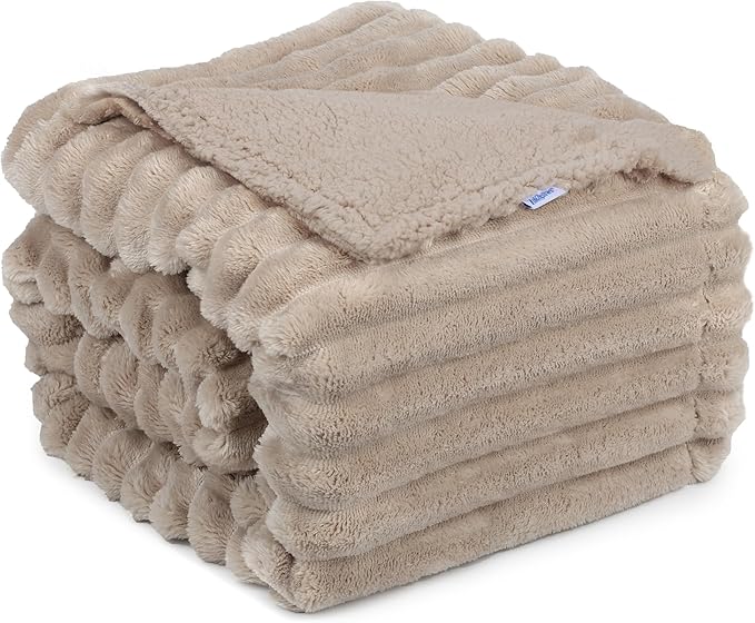 Waterproof Dog Blanket, Soft Fleece Blanket for Couch Protector, Reversible Pet Blankets Furniture Protector Cover for Small Medium Large Dogs Cats (Line, 50"x60")