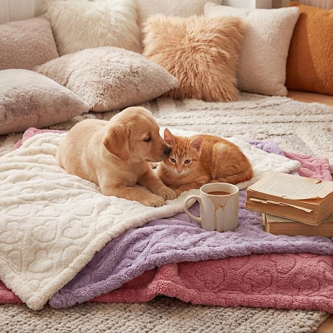 Tegeme 3 Pcs Small Dog Blanket 280 GSM Washable Pet Bed Cover Soft Fluffy Puppy Blanket 3D Textured Heart Checkered Pattern Fleece Soft Cat Plush Pet Throws for Kitten Doggy(Classic Colors,30"×40")