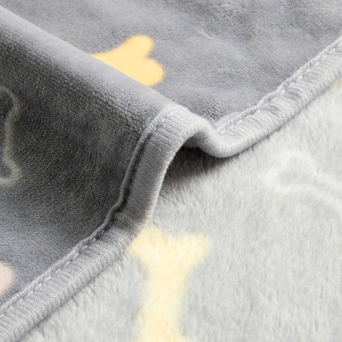 Allisandro Luxurious Dog Blanket, 350 GSM Super Fuzzy Microplush Fleece Pet Blankets for Small Medium Large Dogs and Cats, Grey Bone, 32 x 24 Inches