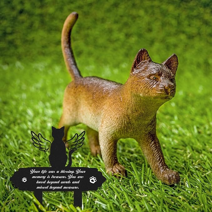 Cat Memorial Decorations - Garden Stakes Markers with Angel Wings, Waterproof Metal Plaques for Cemetery, Cat Grave Decor