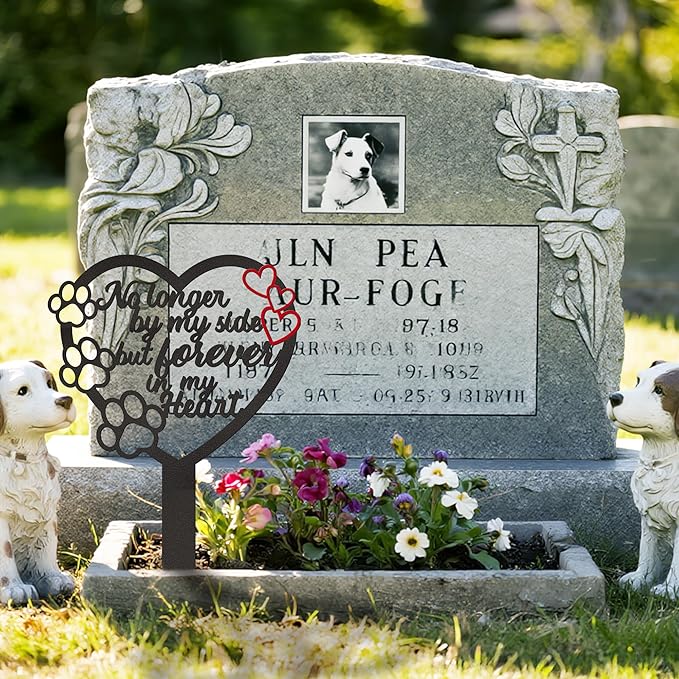 BUoonyer Stake Graves Cemetery Decorations - Pet Metal Memorial Grave Markers, Dog Cat Graveyard Remembrance Burial Plaque, Heart Paw Sympathy Graveside Decor Sign for Outdoor Outside Yard Garden