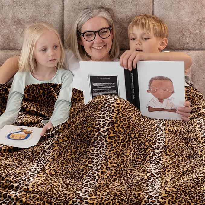 Bnuitland Leopard Print Flannel Blanket, Large Size 108x90 Inches with Storage Pouch for Bed Couch Travel, 300 GSM Double Sided Cheetah Print Super Soft Fuzzy Fluffy Fleece Blanket for Adults