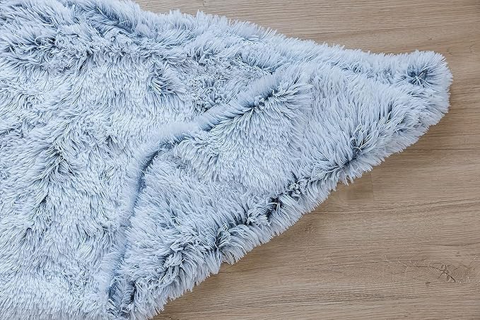 PJYuCien Dog Blankets for Small Dogs Washable - Fluffy Fuzzy Cat Blanket for Couch, Puppy Throw for Furniture with Polyester Fleece, Super Soft Plush for Pet Kitten Doggy, Grey, 24" x 32"