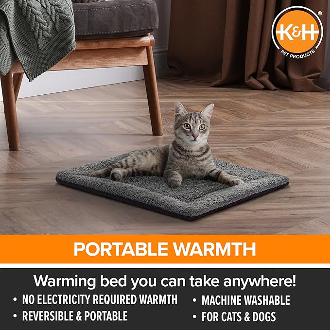 K&H Pet Products Self-Warming Cat Bed Pad,Self Heating Pad for Outdoor Cat Houses,Warming Mat for Indoor Pet Beds&Furniture,Reversible Blanket,Machine Washable-Small 21 X 17in Gray/Black,(Pack of 6)