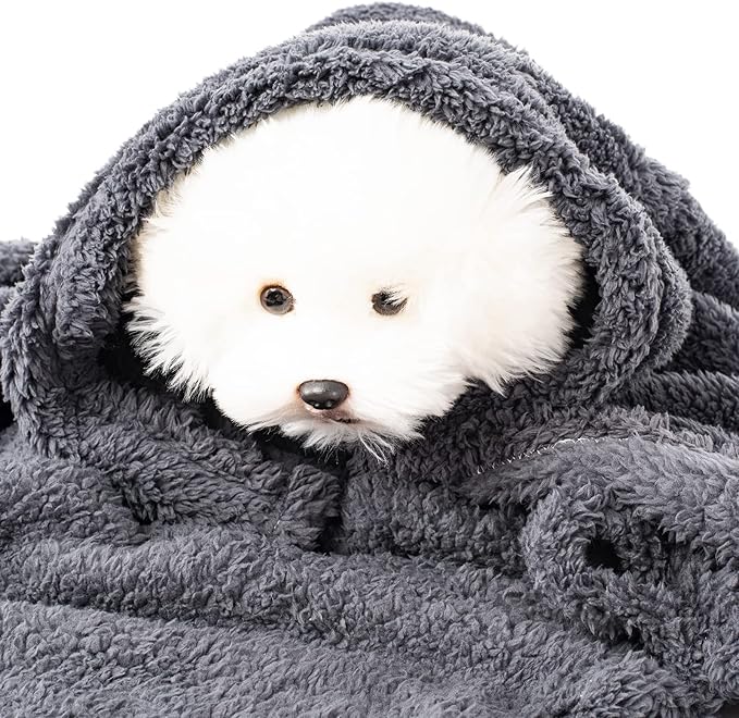 3 Blankets, Dog Cat Pet Blanket, Soft Warm Fleece, for Puppy, Small Dogs or Kitten, Cats, Plush Fuzzy Blanket for Bed, Sofa, Travel (24" x 18", 3/Pack, Beige+Light Gray+Dark Gray)